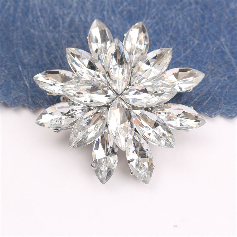 Rhinestone Flower Brooch for Dresses Bags Hats Elegant Jewelry Accessory
