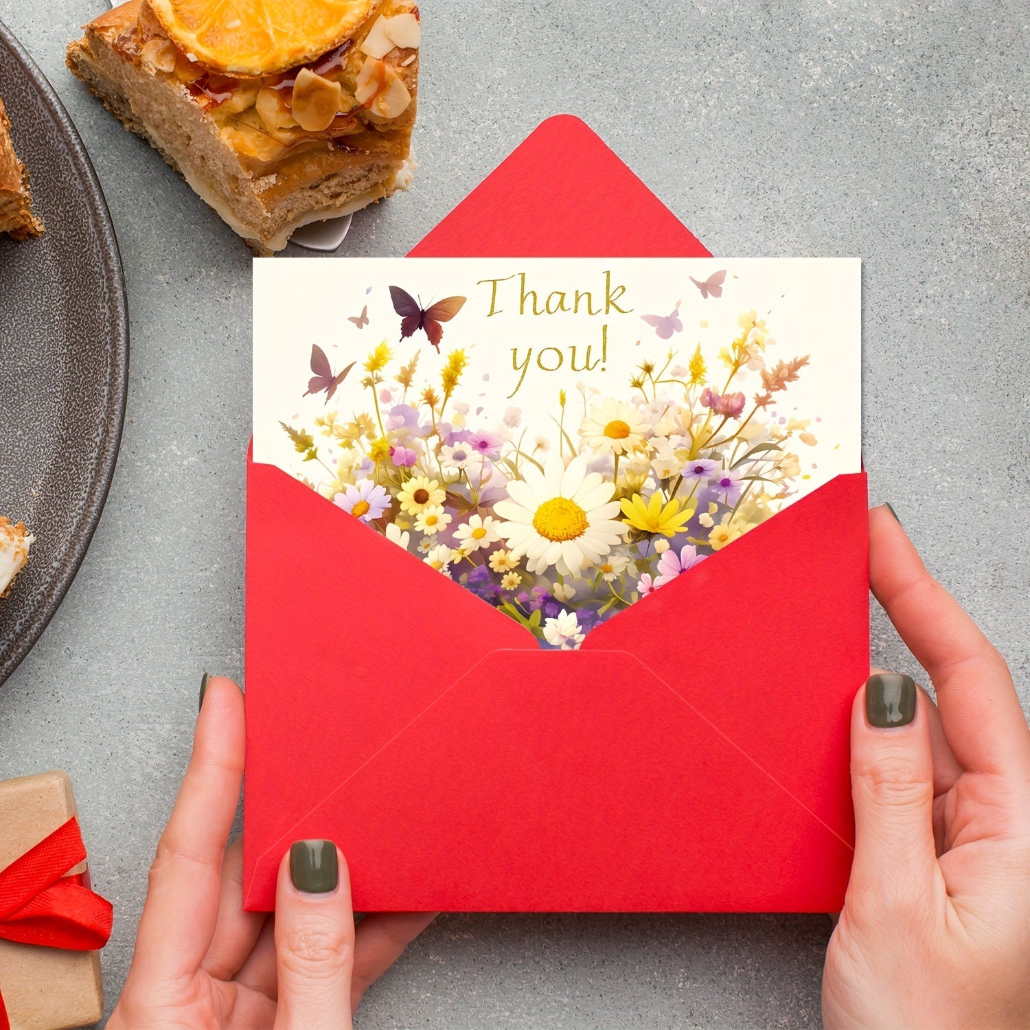 Thanksgiving Greeting Card Set Foldable Floral Design for Young Adults and Relatives