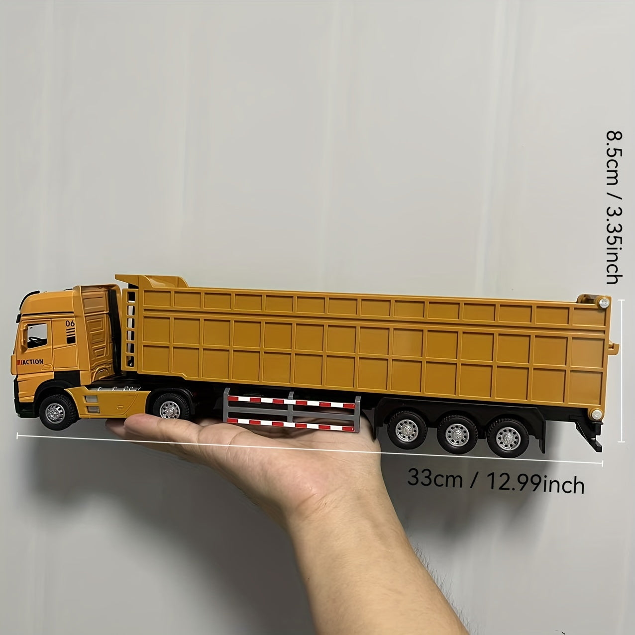 Large Yellow Alloy Construction Truck Toy for Boys Winter-Ready Heavy-Duty Dump Semi-Trailer