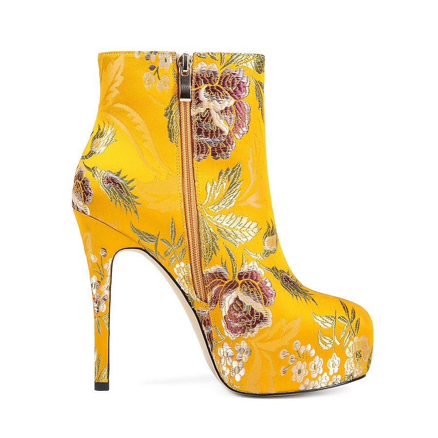 Women Floral Embroidered Ankle Boots Fabric Round Toe Zipper Heels