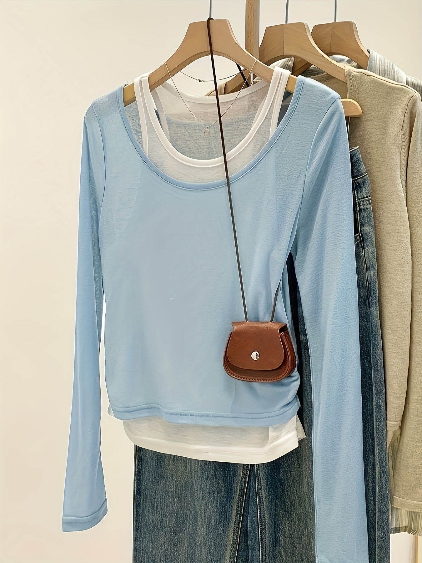 Women's Black and White Color Block Long Sleeve Top for Fall 2024 Slim Fit Knit Fabric