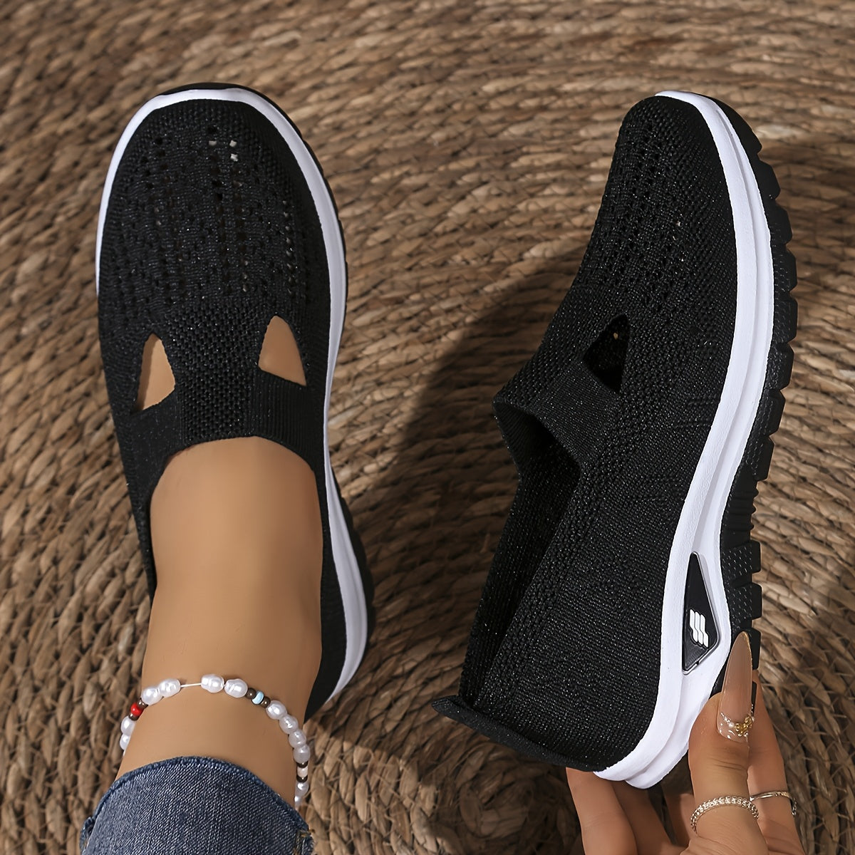 Women's Slip-On Casual Sneakers Breathable Mesh Soft Cushioned Insole