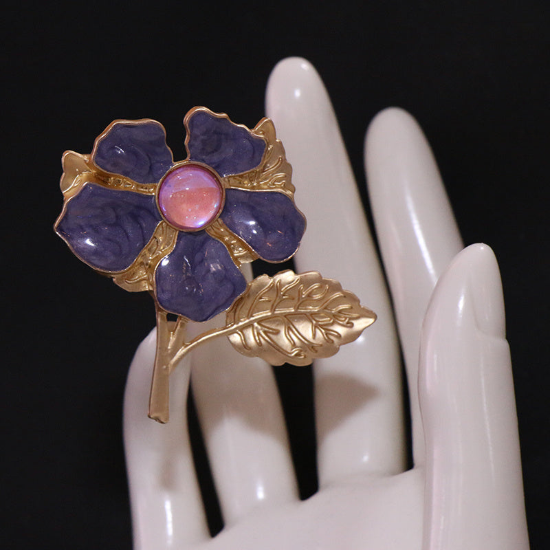 Elegant Enamel Brooch in Baroque Flower Design Irregular Shape Pin for Women