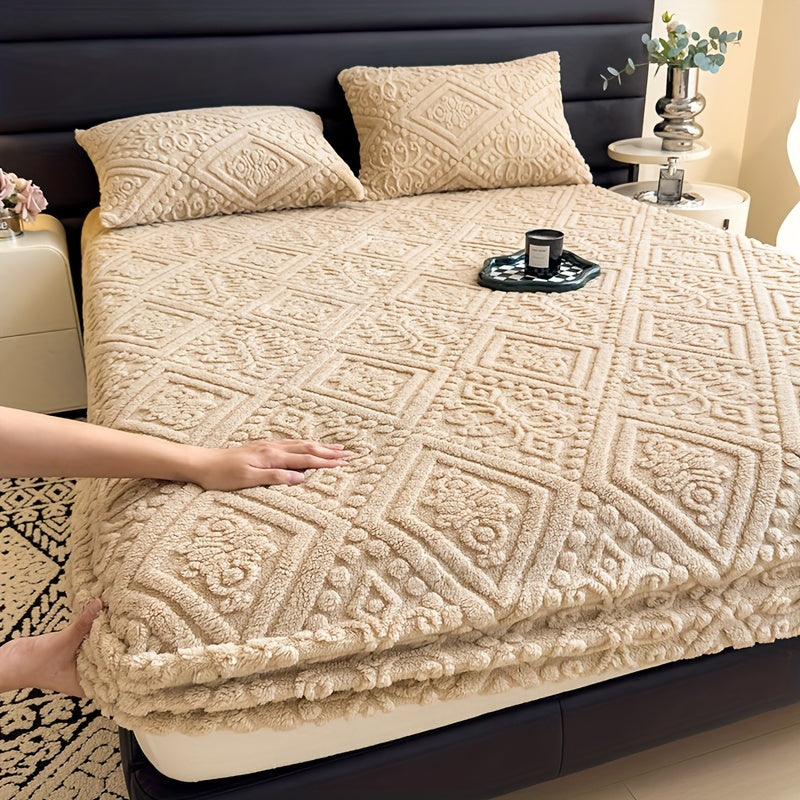 Heavyweight Mattress Protector for Autumn and Winter Single Bed Warming Carved Design