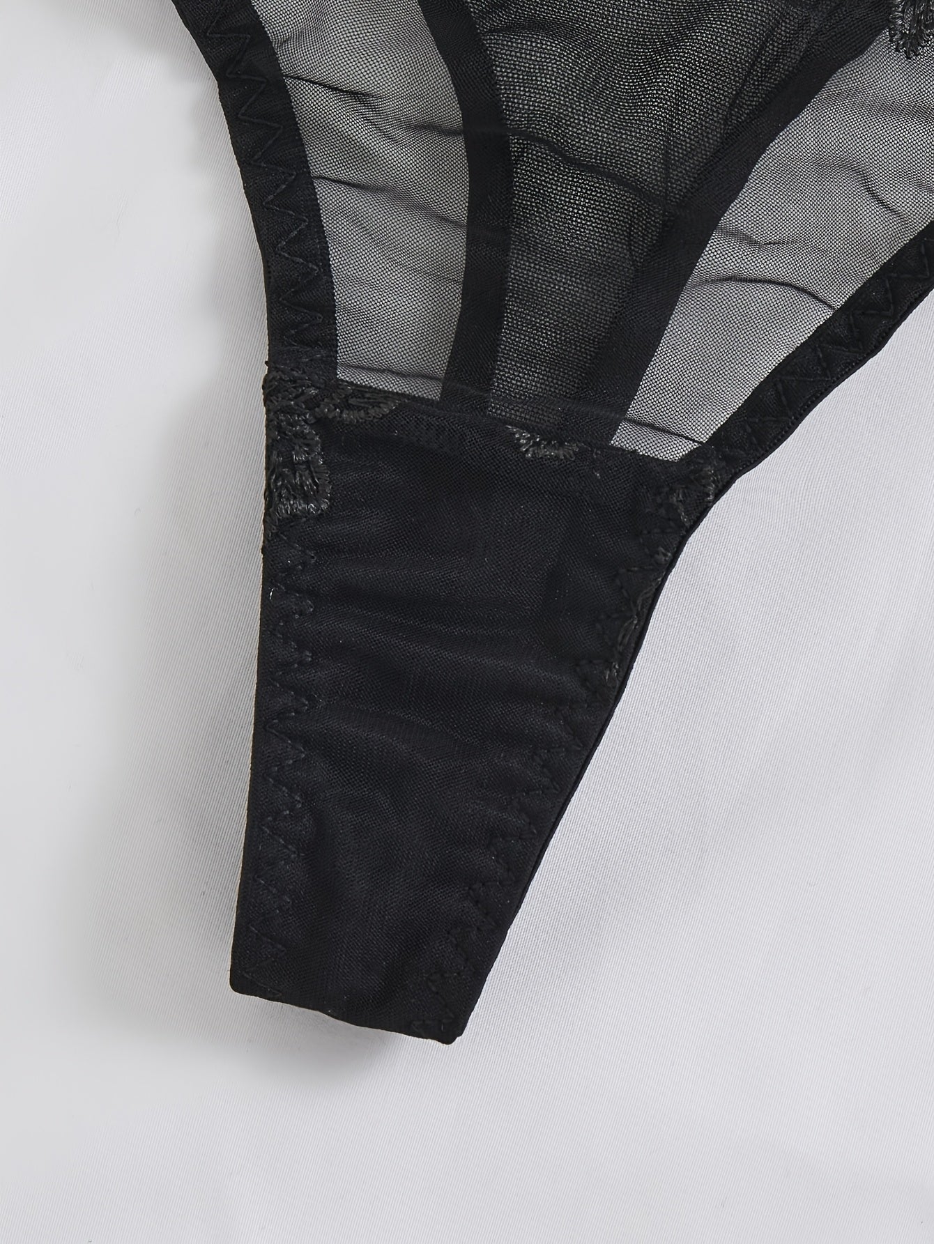 Floral Embroidered Lingerie Set for Women Medium Support Underwire Bra and Briefs