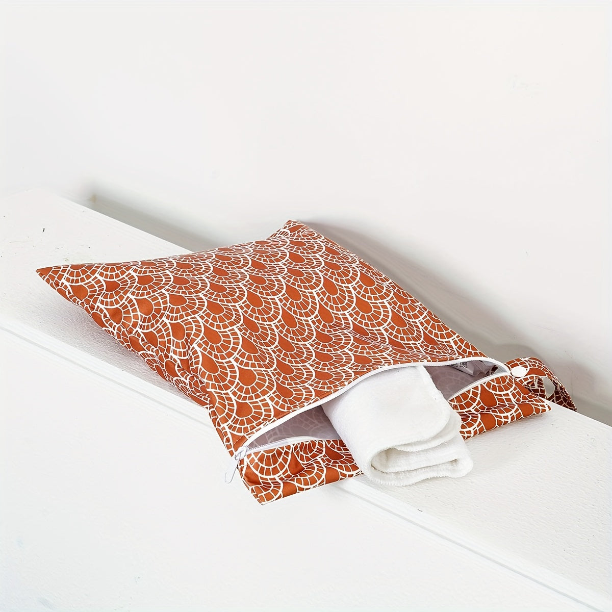 Washable Waterproof Cloth Diaper with Wet and Dry Bag for Travel and Storage