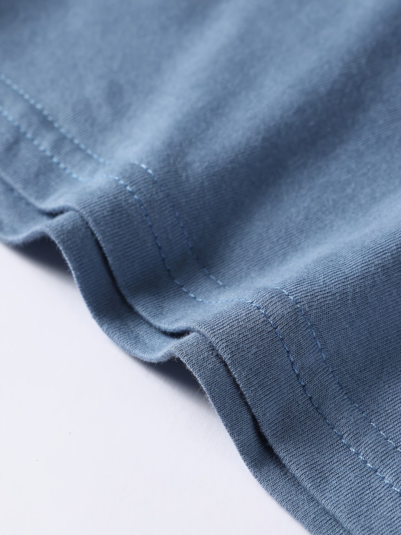 Yoz uchun mukammal bo'lgan 5 ta paxta tank topi, erkaklar uchun, tasodifiy ranglarda mavjud.