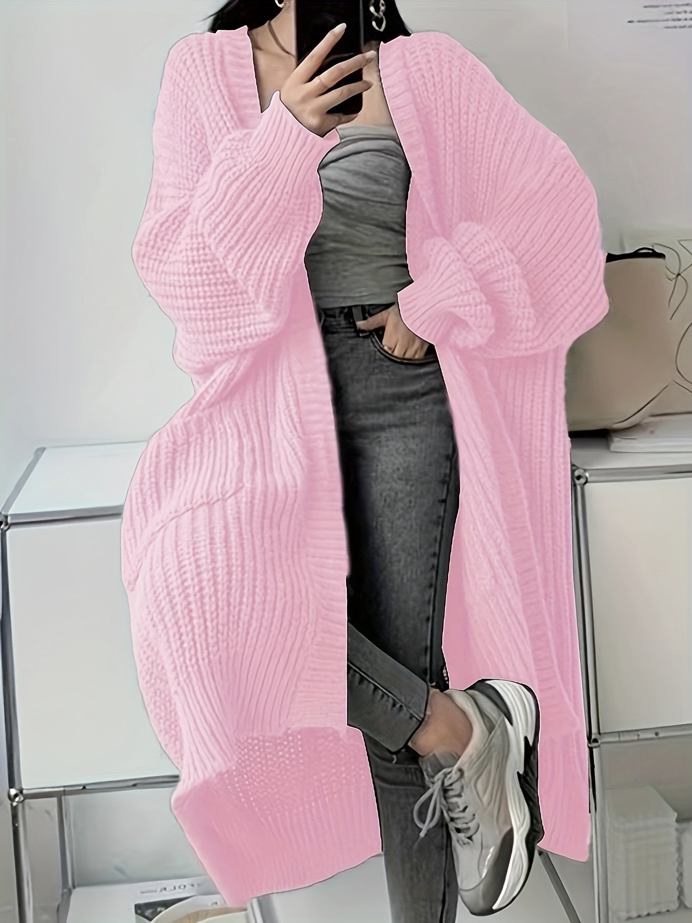 Ayollar uchun tasodifiy, uzun yengli ochiq oldi kardigan.