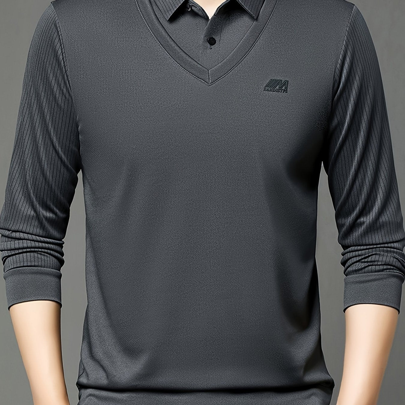 Suéter de punto a rayas casual para hombre con diseño de capas falsas y detalles de botones