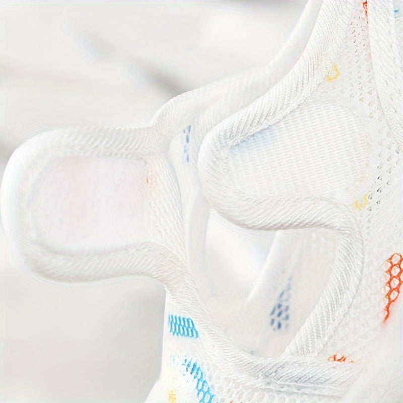 O'g'il bolalar uchun nafas oladigan yengil ochiq oyoq kiyimlari, sirpanmaydigan to'r bilan.