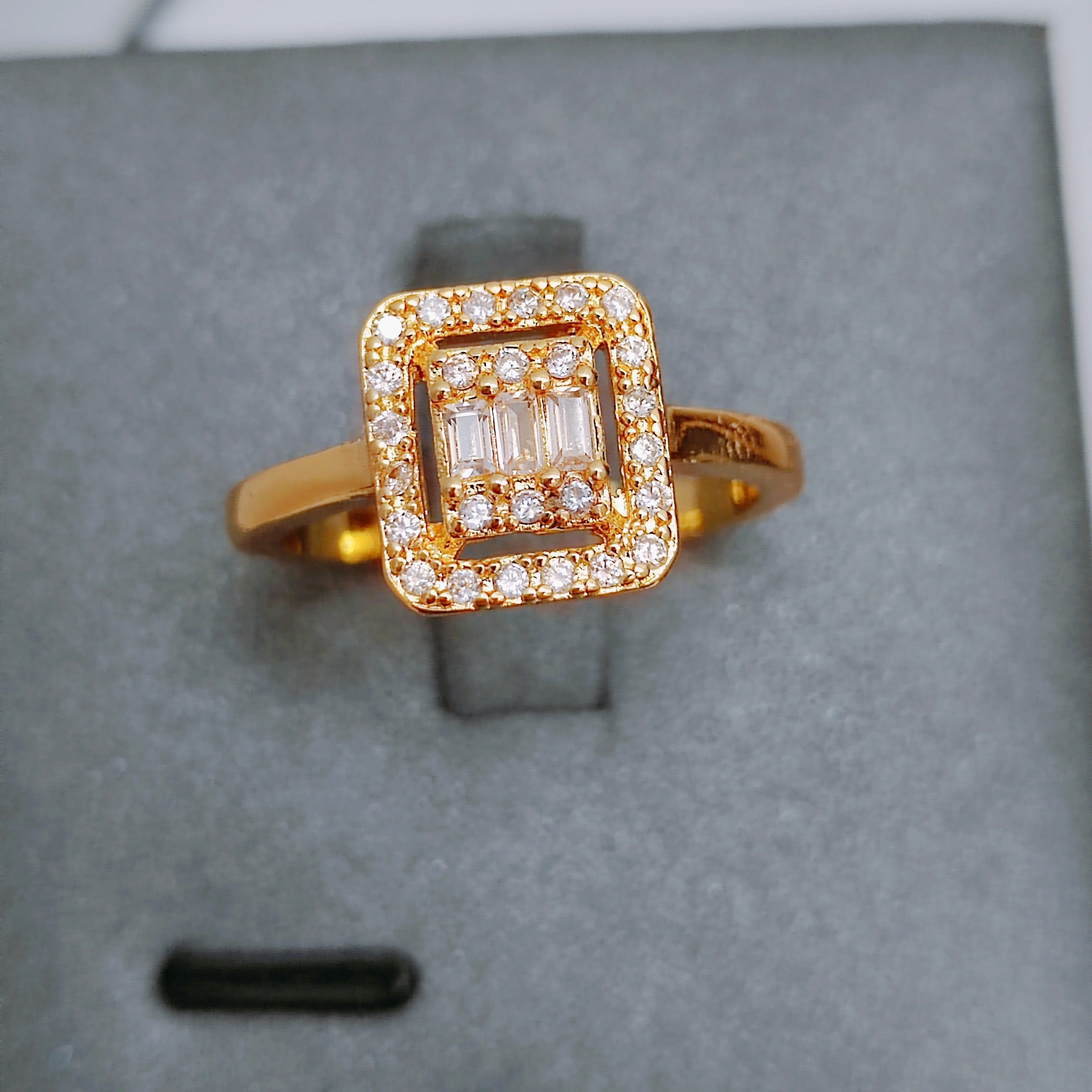 Set of 5 Women's Square Jewelry Accessories for Casual or Wedding Wear