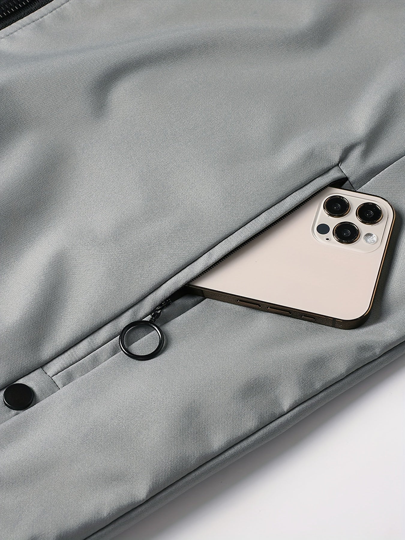 Ko'p funksiyali va qulay erkaklar uchun tasodifiy fermuarlı ko'ylaklar zamonaviy.