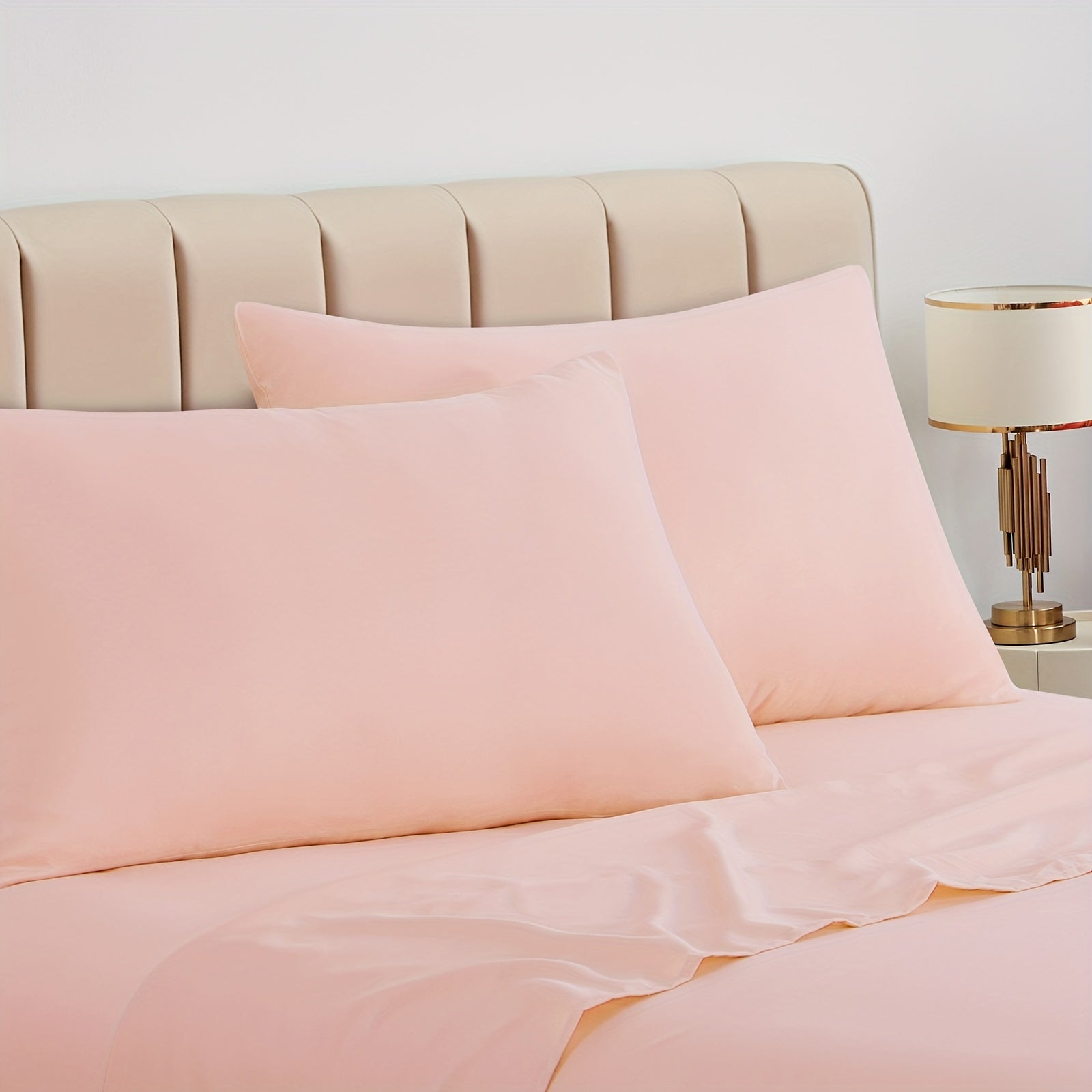 Microfiber Pillowcases Set of 2 Wrinkle and Stain Resistant Christmas Tree Design