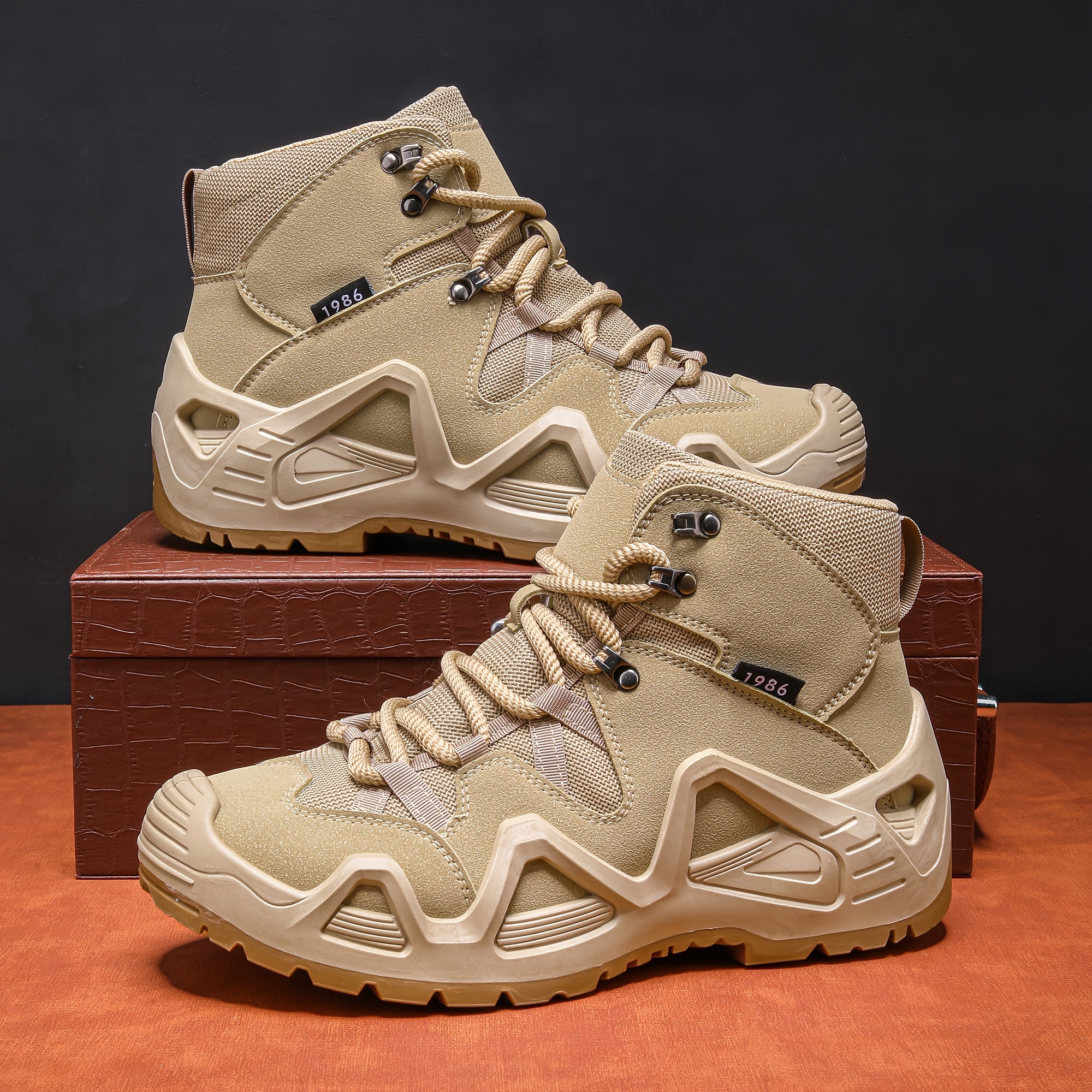 Har mavsumda, ochiq havoda va tasodifiy foydalanish uchun retro uslubidagi mustahkam erkaklar botinkalari, sirpanmaydigan va nafas oladigan dizayn bilan.