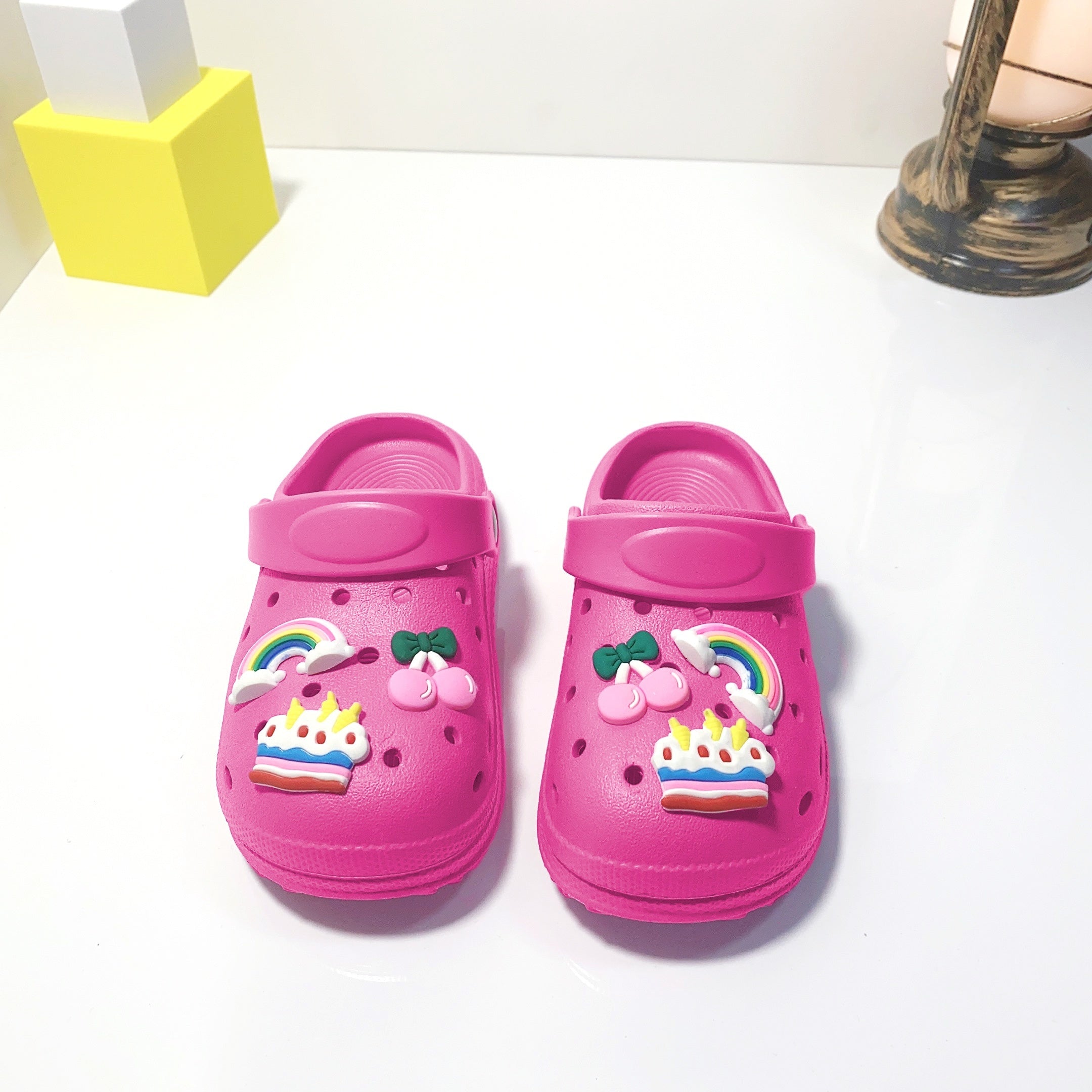 Girls Cartoon Slippers Non-Slip Lightweight EVA Indoor All-Season