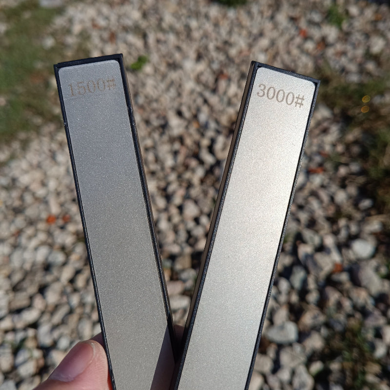 4 dona olmos toshi maydalash pichog'i uchun tashqi foydalanish uchun moslangan, qattiq burchak bilan ta'minlangan qiruvchi