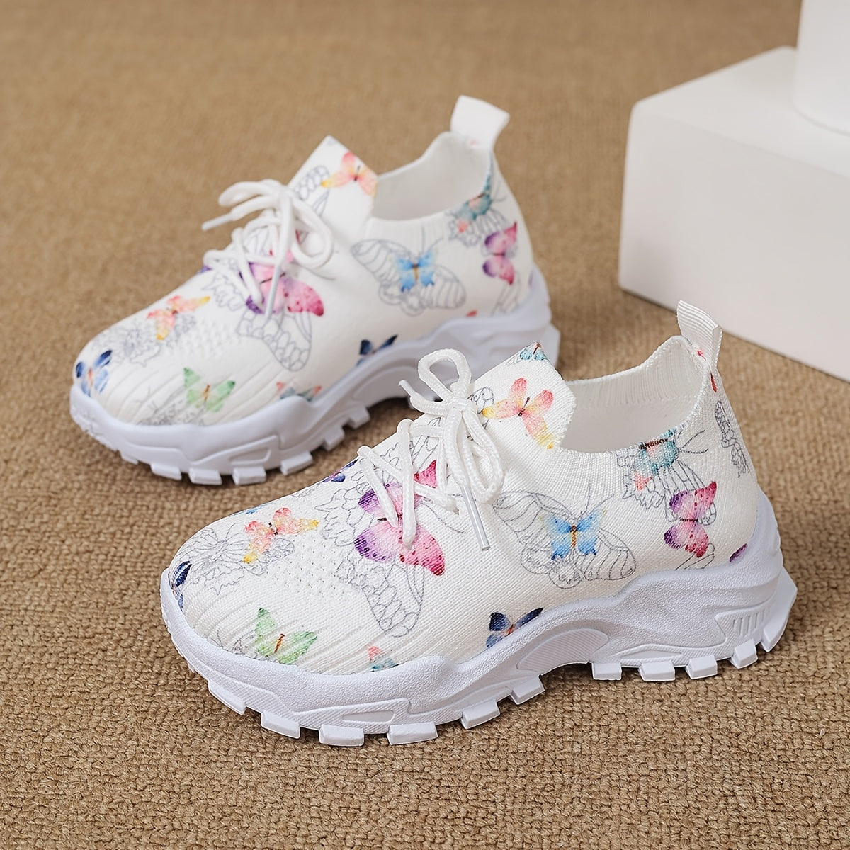 Kids Butterfly Pattern Sneakers for Outdoor Casual Sports with Non-Slip Sole