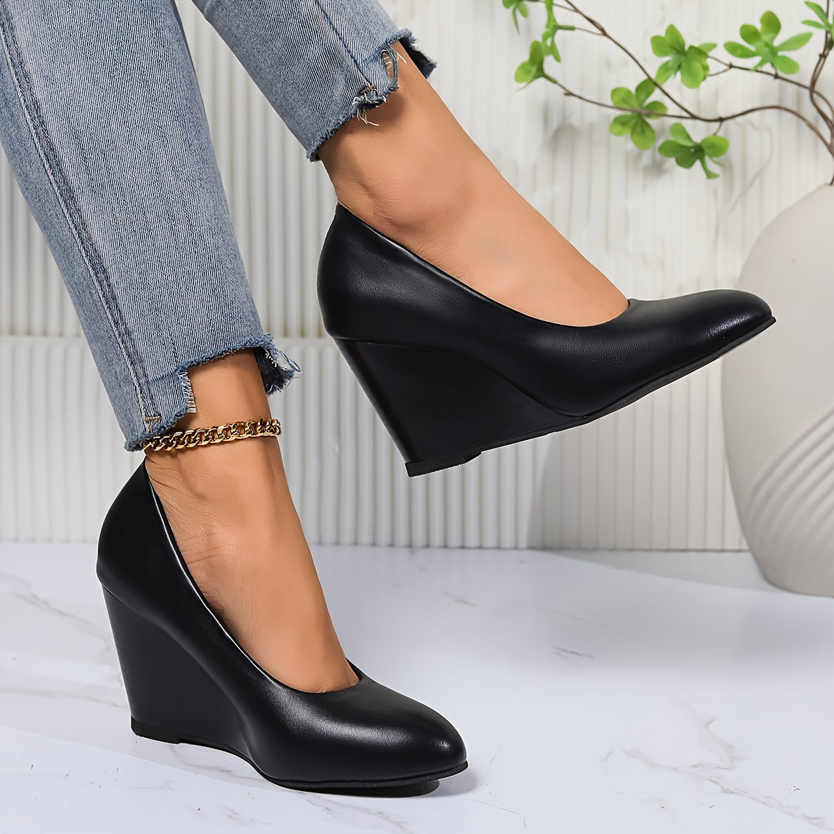 Women's Solid Color Slip-On Shoes with Wedge and Point Toe