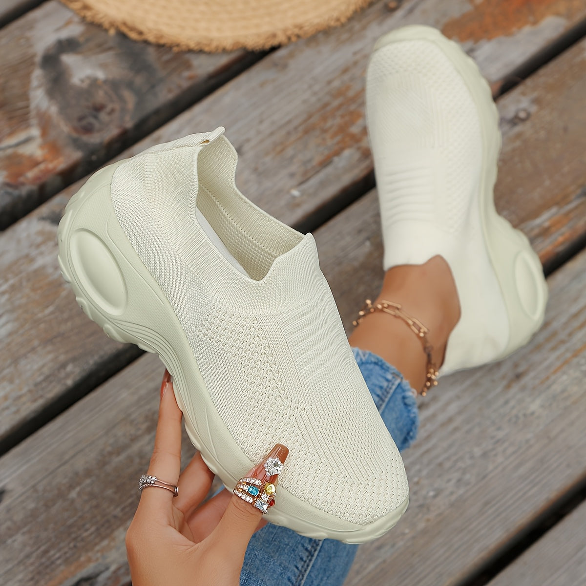 Women's Slip-On Sneakers Breathable Fabric Low-Top Casual Shoes in Multiple Colors