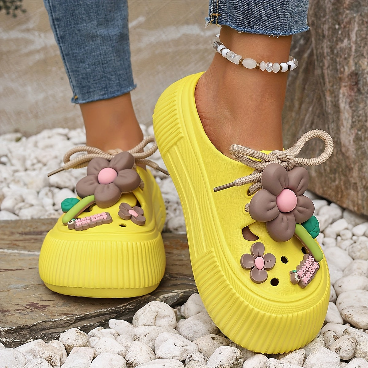 Women's Flower Decor Clogs, Casual Hollow Out Garden Shoes, Slip-On Beach Shoes