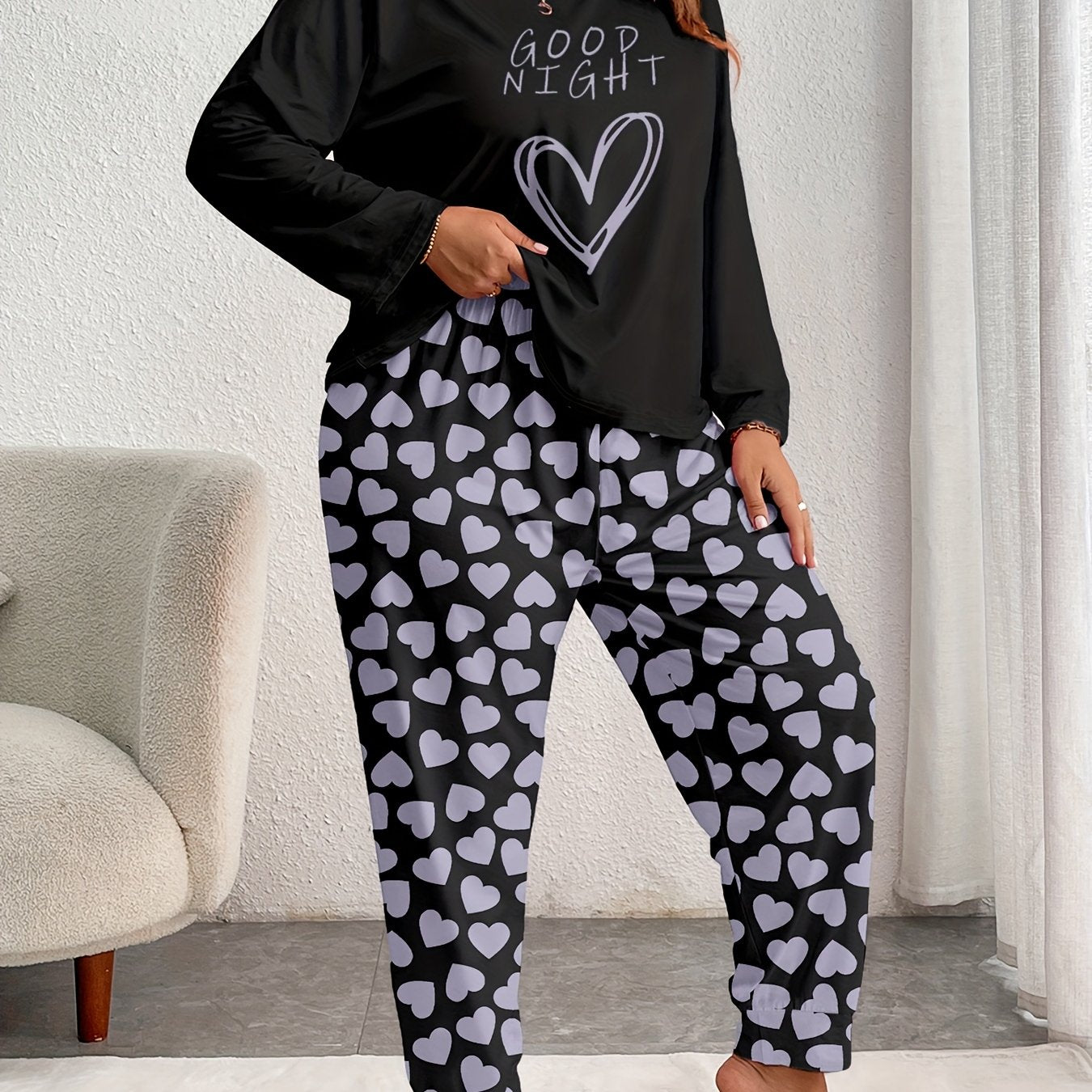Plus Size Women's Cozy Heart Print Pajama Set Long Sleeve Pants Polyester Black White