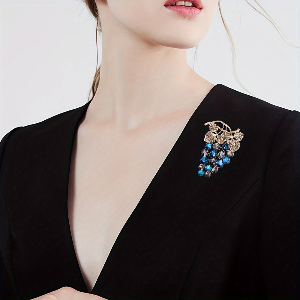 Elegant Grape Cluster Brooch Pin Rhinestone Alloy Fruit Shape Jewelry for Coats Dresses