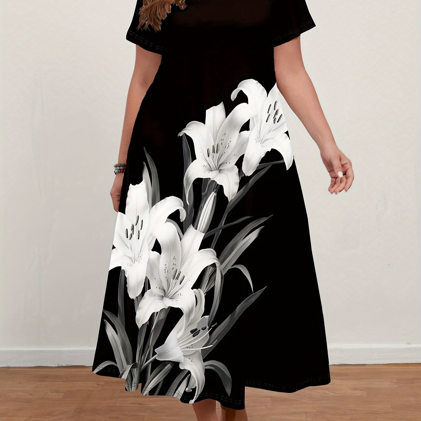 Plus Size Floral Print Maxi Dress for Spring Summer V-Neck Polyester