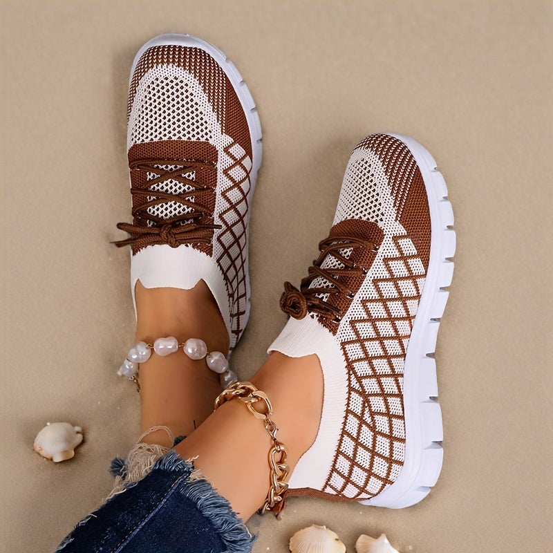 Ayollar uchun nafas oladigan trikotaj sport poyabzali, EVA taglik bilan yengil kundalik poyabzal