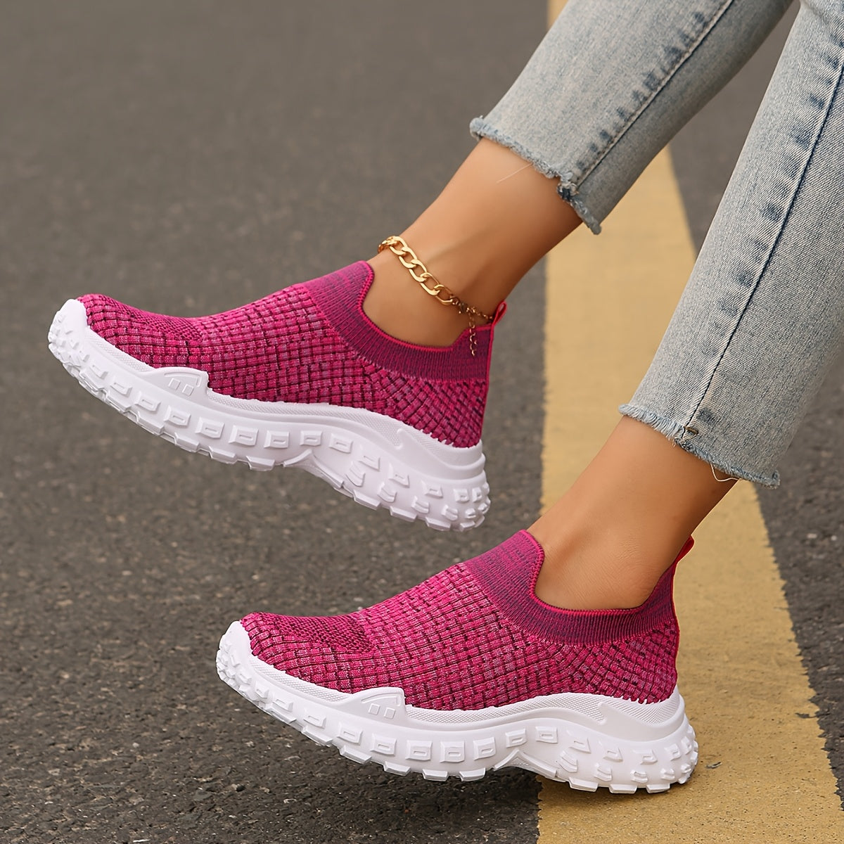 Ayollar uchun slip-on yurish poyabzali engil nafas oladigan tarmoq kundalik krossovkalar