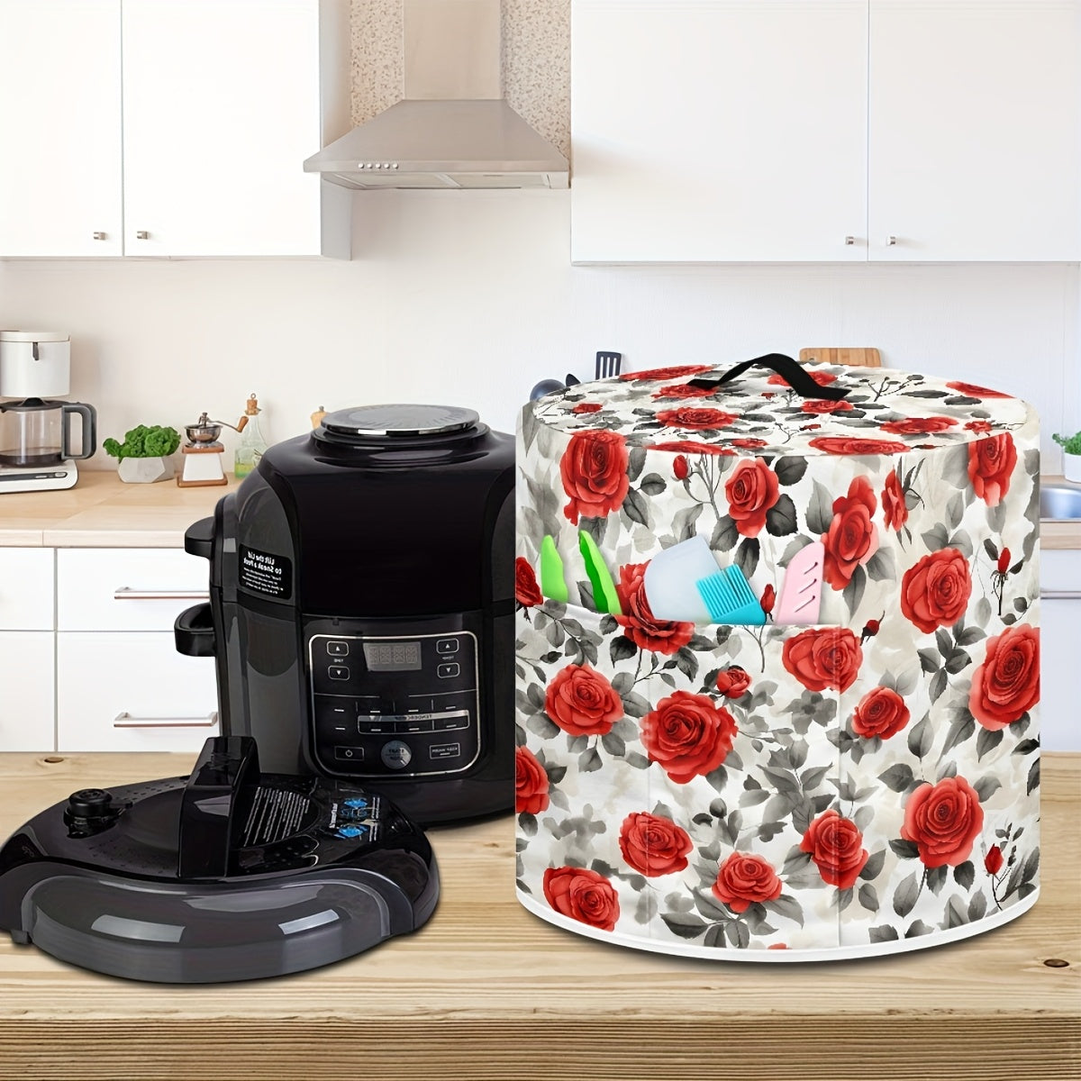 8 kvartli Instant Pot uchun yuqori tutqichi, cho'ntaklari va yuvilishi mumkin bo'lgan dizayni bilan roza naqshli bosim pishirgich qopqog'i oshxona asboblarini toza saqlaydi.