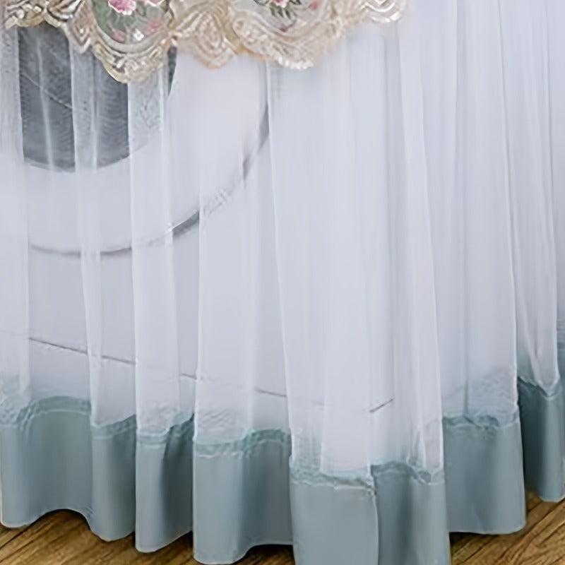 Qulay joylashadigan, quyoshdan himoya qiluvchi, nafis trimli zamonaviy dantel bezakli kir yuvish mashinasi qopqog'i; Yuqori sifatli matodan tayyorlangan - yotoqxona yoki yashash xonasi uchun juda mos, chang qopqog'i sifatida universal mos keladi.