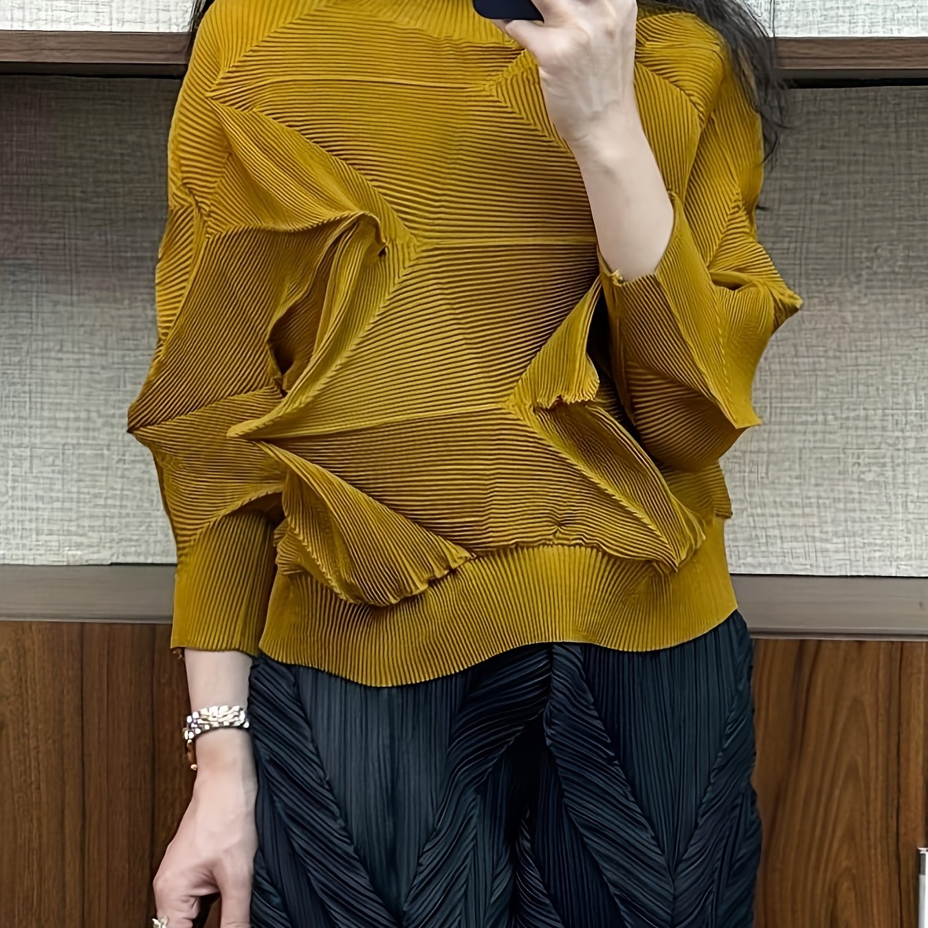 Plus Size Loose Fit Diamond Pleated Top Stylish Casual Clothing