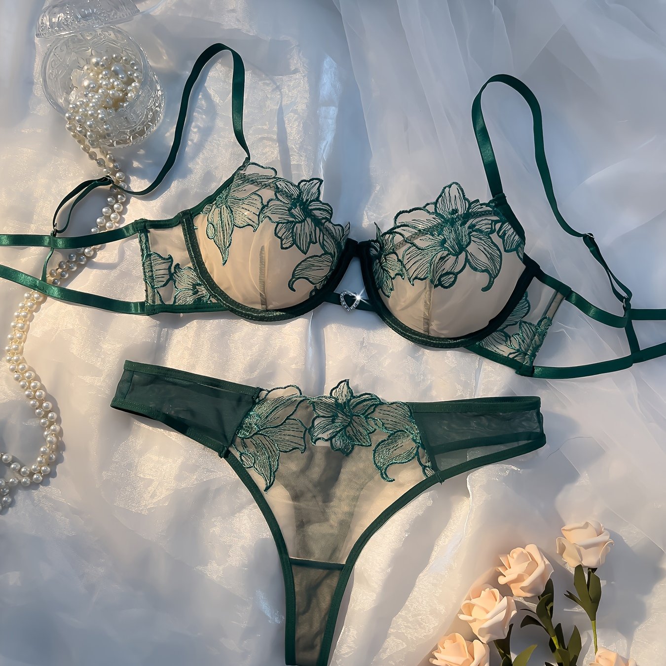 European and American Lingerie Set with Thin Fabric and Double-Layer Lace Embroidery for Valentine's Day