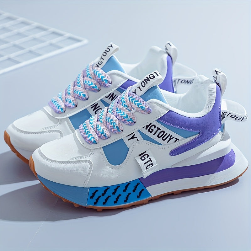 Women's Fashion Sneakers Low Top Lace-Up PU Upper Fabric Lining PVC Sole All-Season