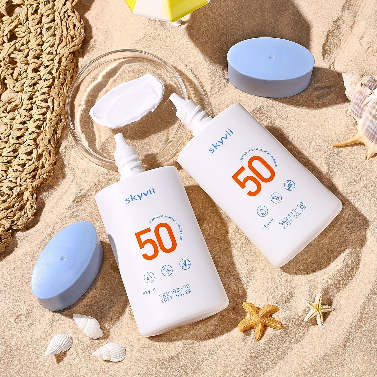 SPF50+ quyoshdan himoya kremlari, kundalik himoya uchun namlantiruvchi izolyatsiya bilan. Yog'siz, mat finish, engil krem tuzilishi bilan primer asos.