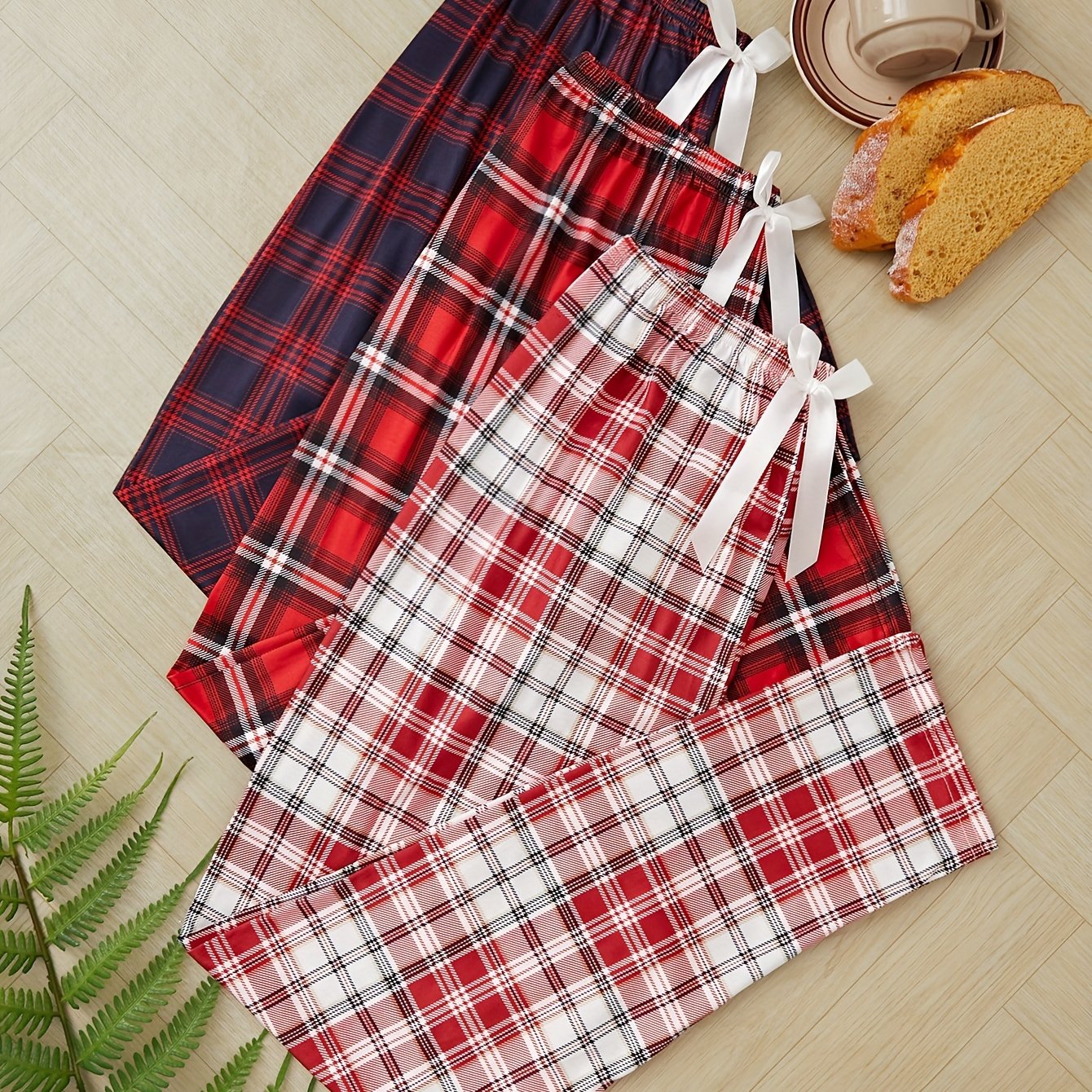 Kattalar uchun plaid uyqu pijama to'plamlari, old tomonda bog'ich va mikro elastiklik bilan