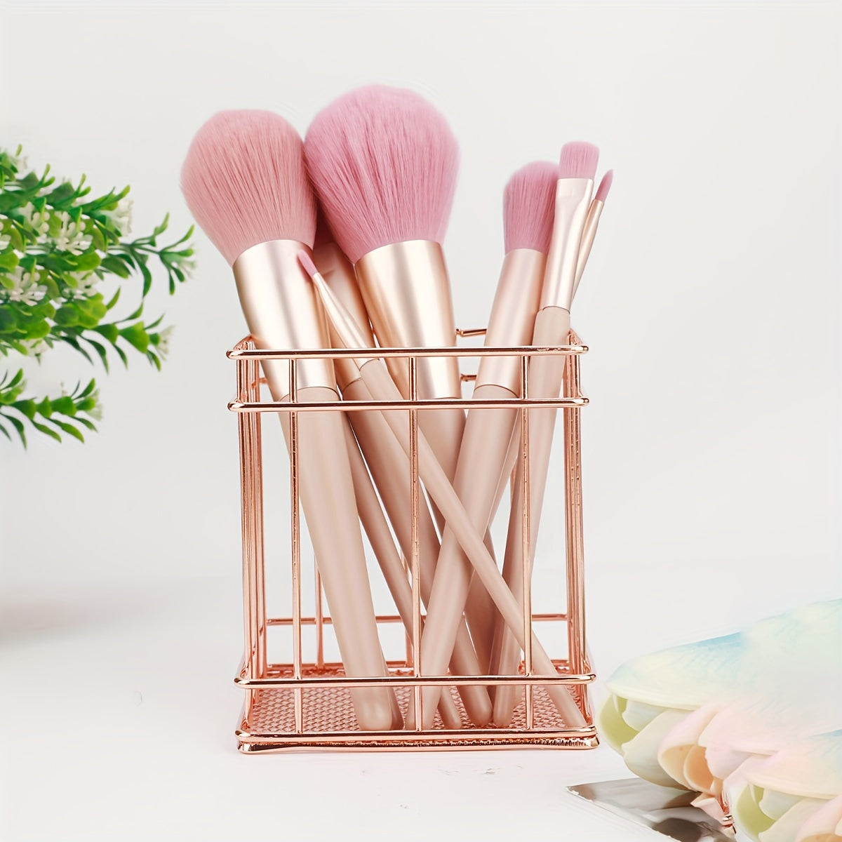 Golden Iron Makeup Brush Holder Rust Resistant Polished Finish Desktop Organizer