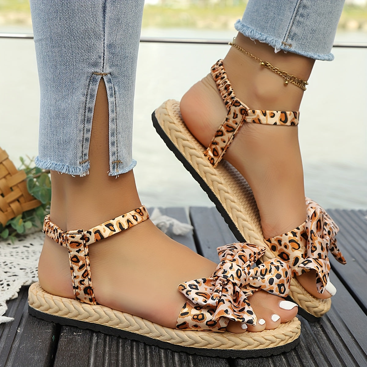 Women's Leopard Print Flat Sandals with 3D Bowknot Open Toe Summer Shoes