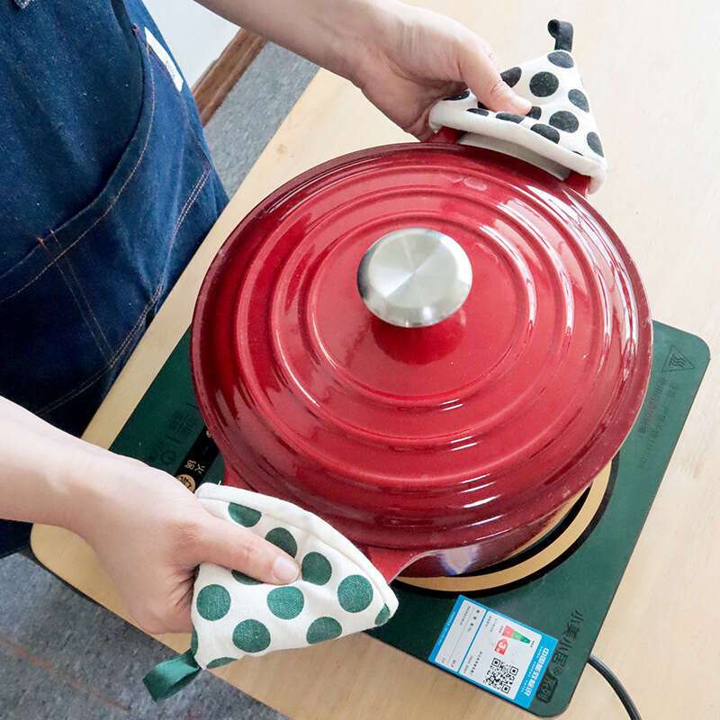 2-Pack Cone-Shaped Pot Lid Holders Insulated Triangle Cover Clips Kitchen Accessories