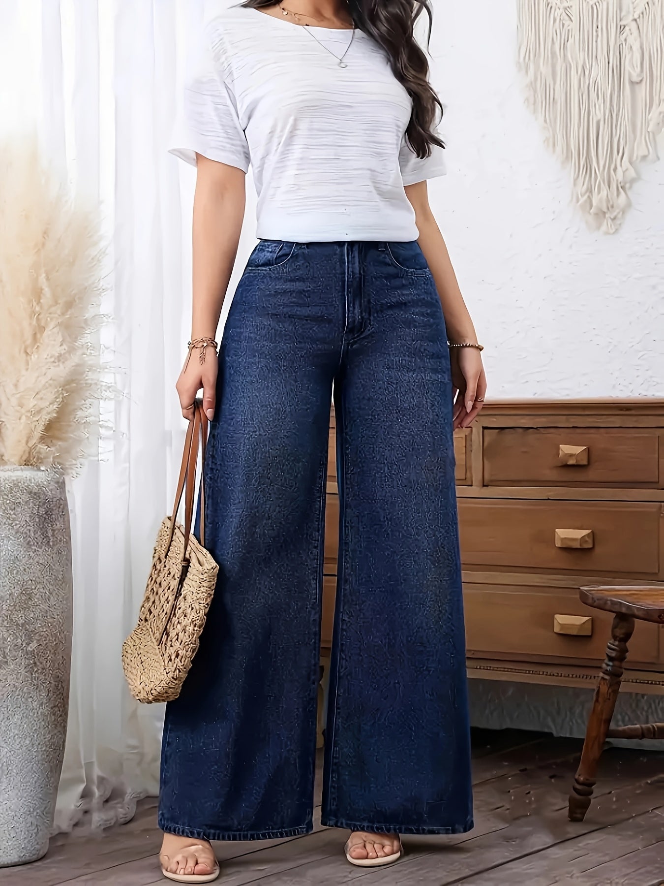 Ayollar uchun plussiz denim jinsi shimlar, to'g'ri oyoq, bir xil rang, o'rtacha cho'zilish, yuvilgan mato va barcha mavsumlar uchun mos keng oyoq dizayni.
