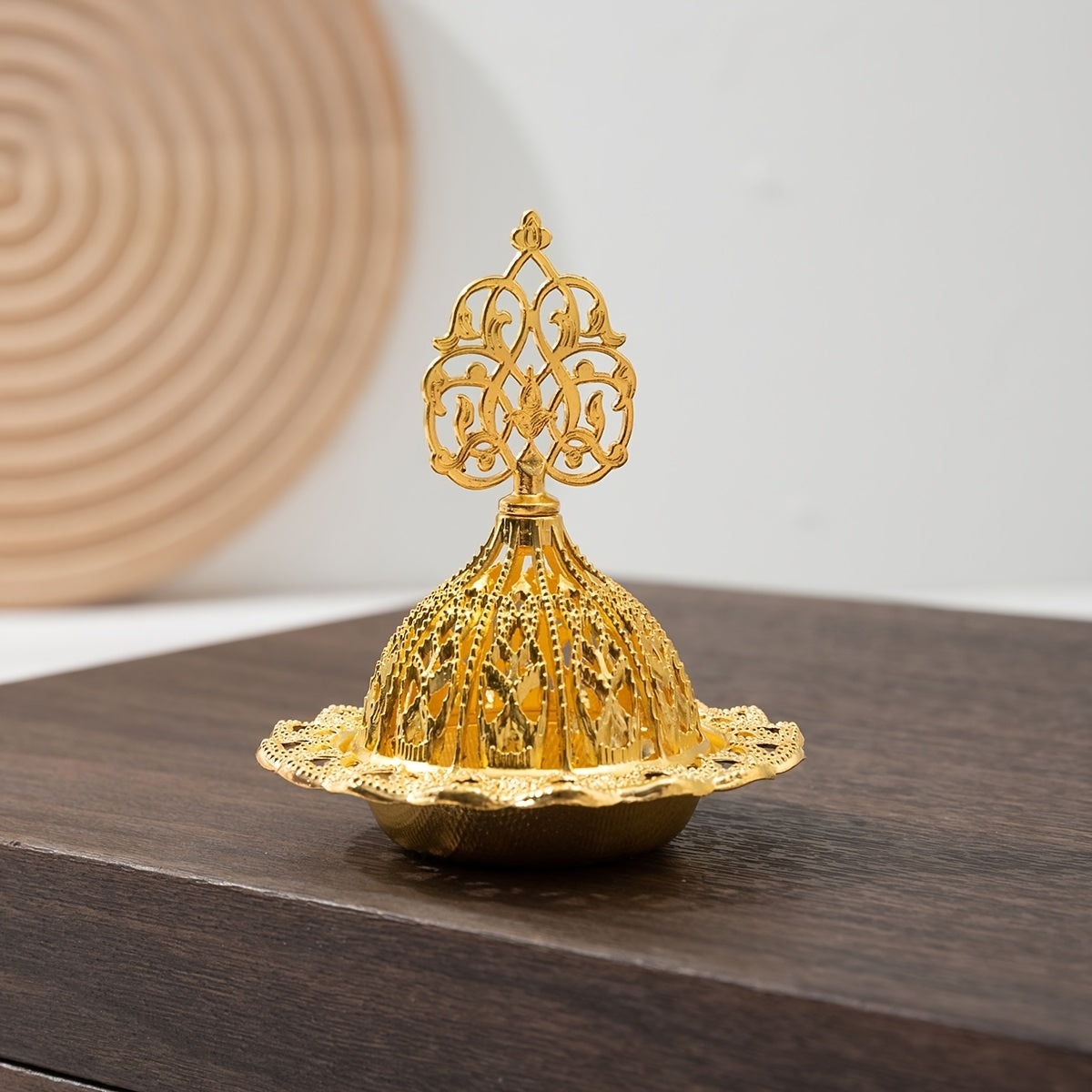 Golden Hollow-Out Resin Incense Burner with Intricate Lace Patterns for Home or Office Decor