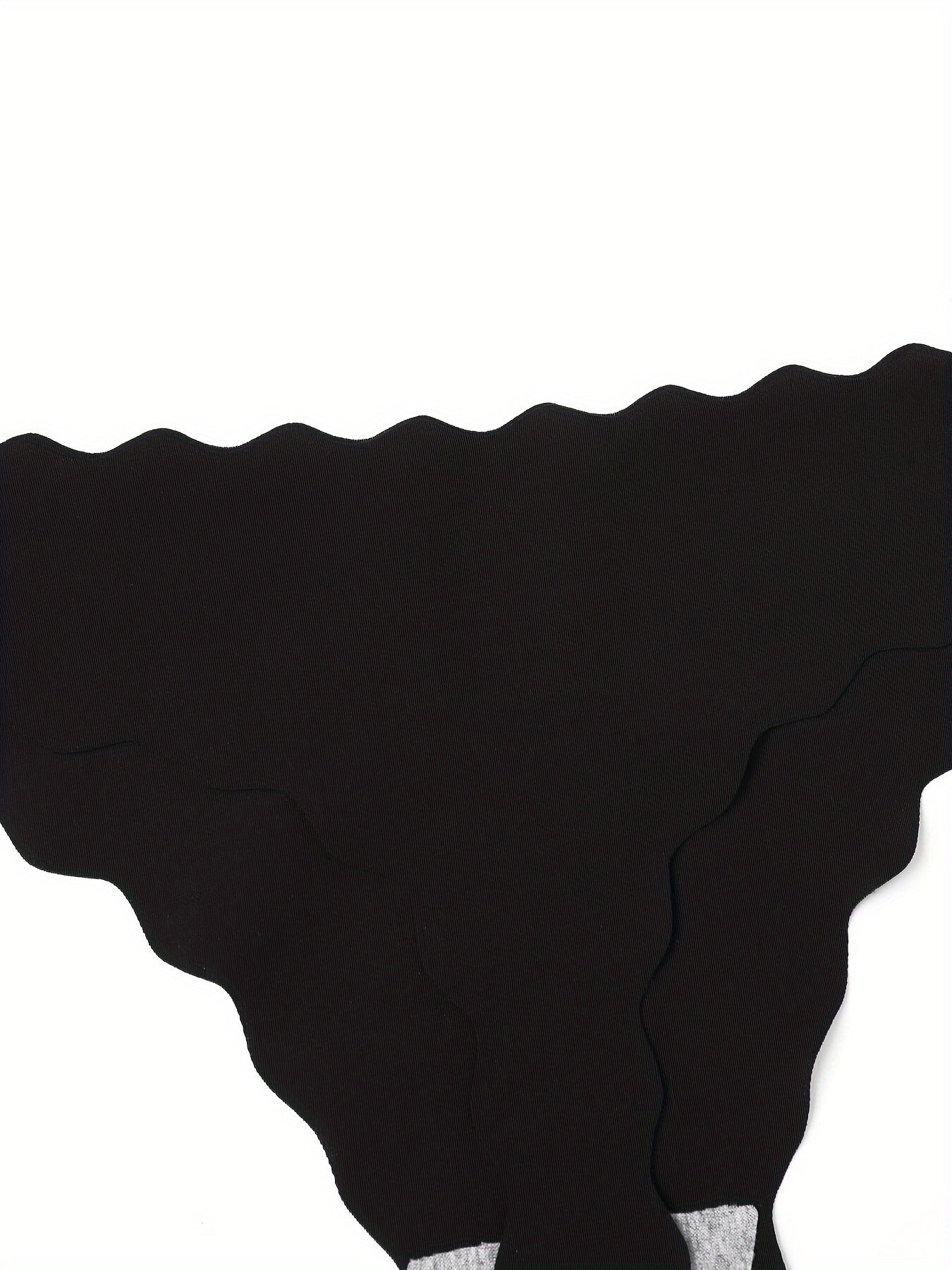 Ayollar uchun qora cheksiz thonglar, bir xil rangli to'qimachilik mato, V-String ichki kiyim