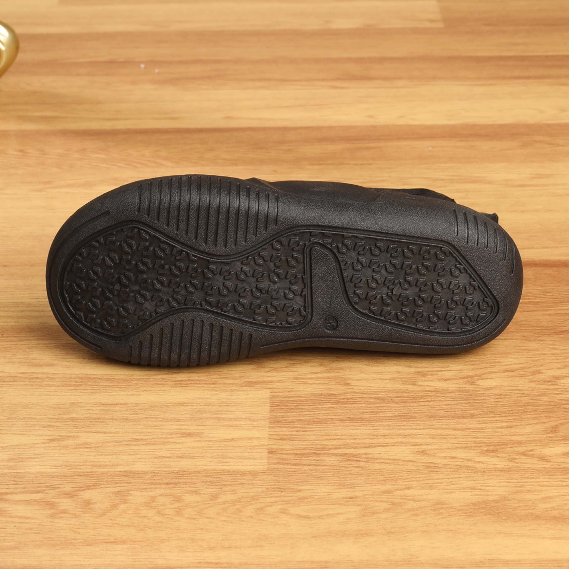 Unisex Fleece-Lined Snow Boots Quilted Winter Shoes Beige