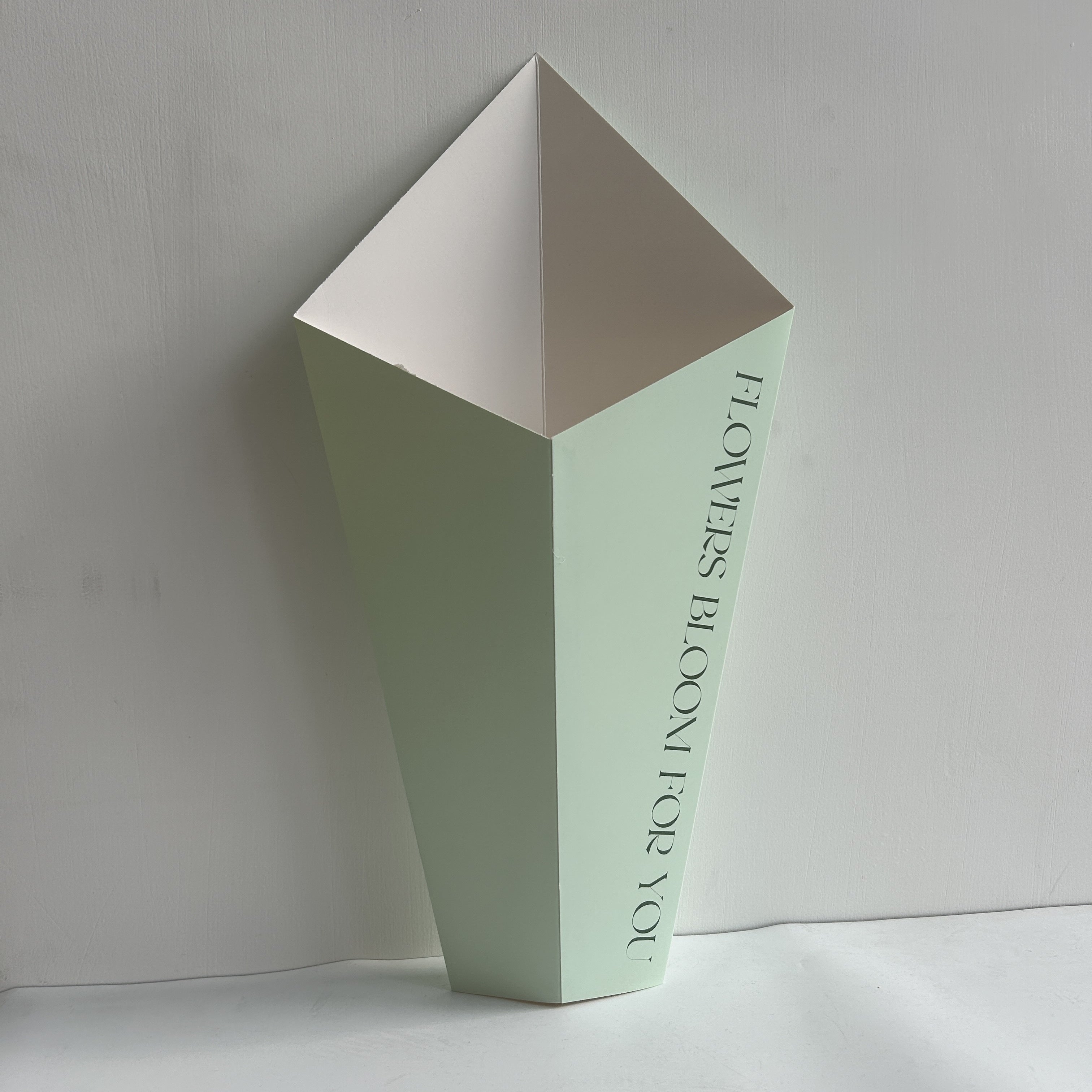 Set of 10 Floral Gift Bags for Birthdays Weddings and Mother's Day Durable Paper Handles