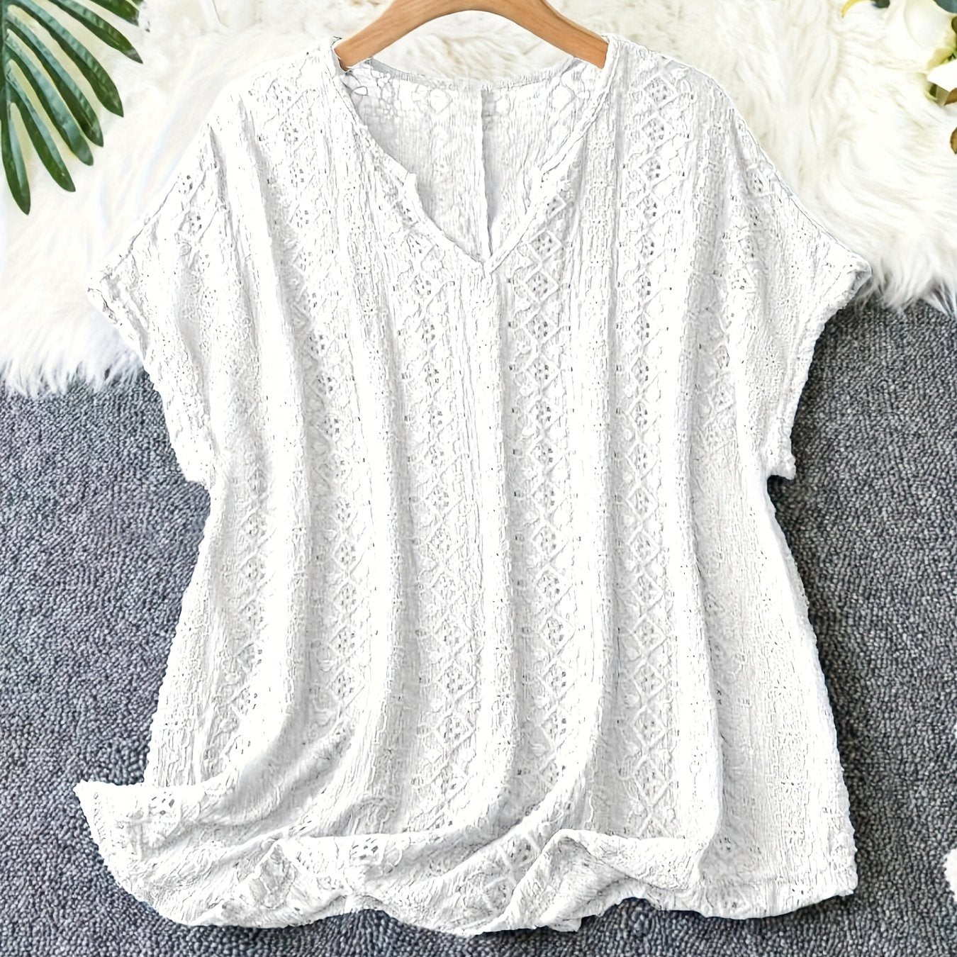 Blusa de escote en V de manga corta con mangas murciélago y encaje de ojete, verano, poliéster sólido