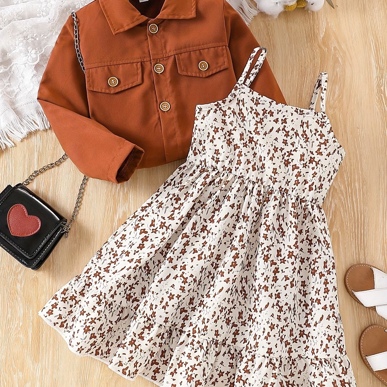 Bolalar uchun polyester gulli yubka to'plami, crop jaket va slingback poyabzal bilan