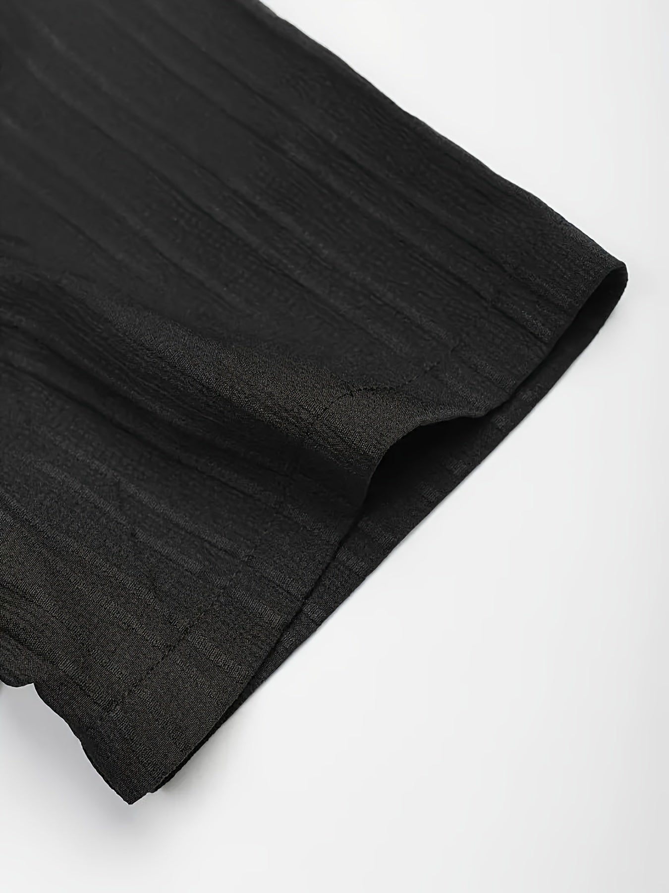 Men's Casual Outfit Two-Piece Set Short Sleeve Striped Shirt and Drawstring Pants