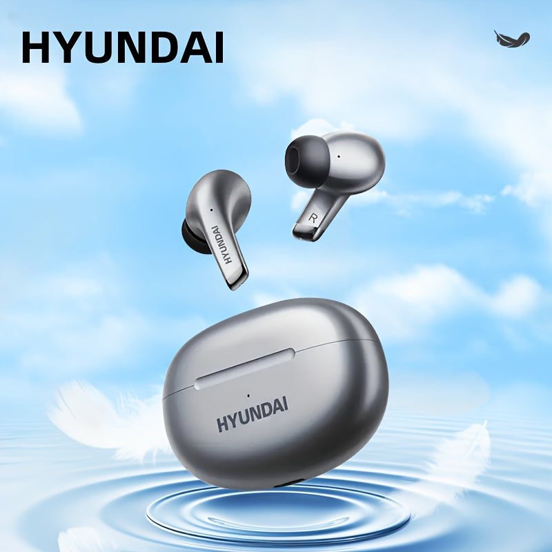 Hyundai LP12.7 sm-Ear Monitor tashqi sayohatlar uchun ideal bo'lib, atrof-muhit shovqinini kamaytirish va portativlik uchun simsiz quloqchin yangilanishi bilan ta'minlaydi.