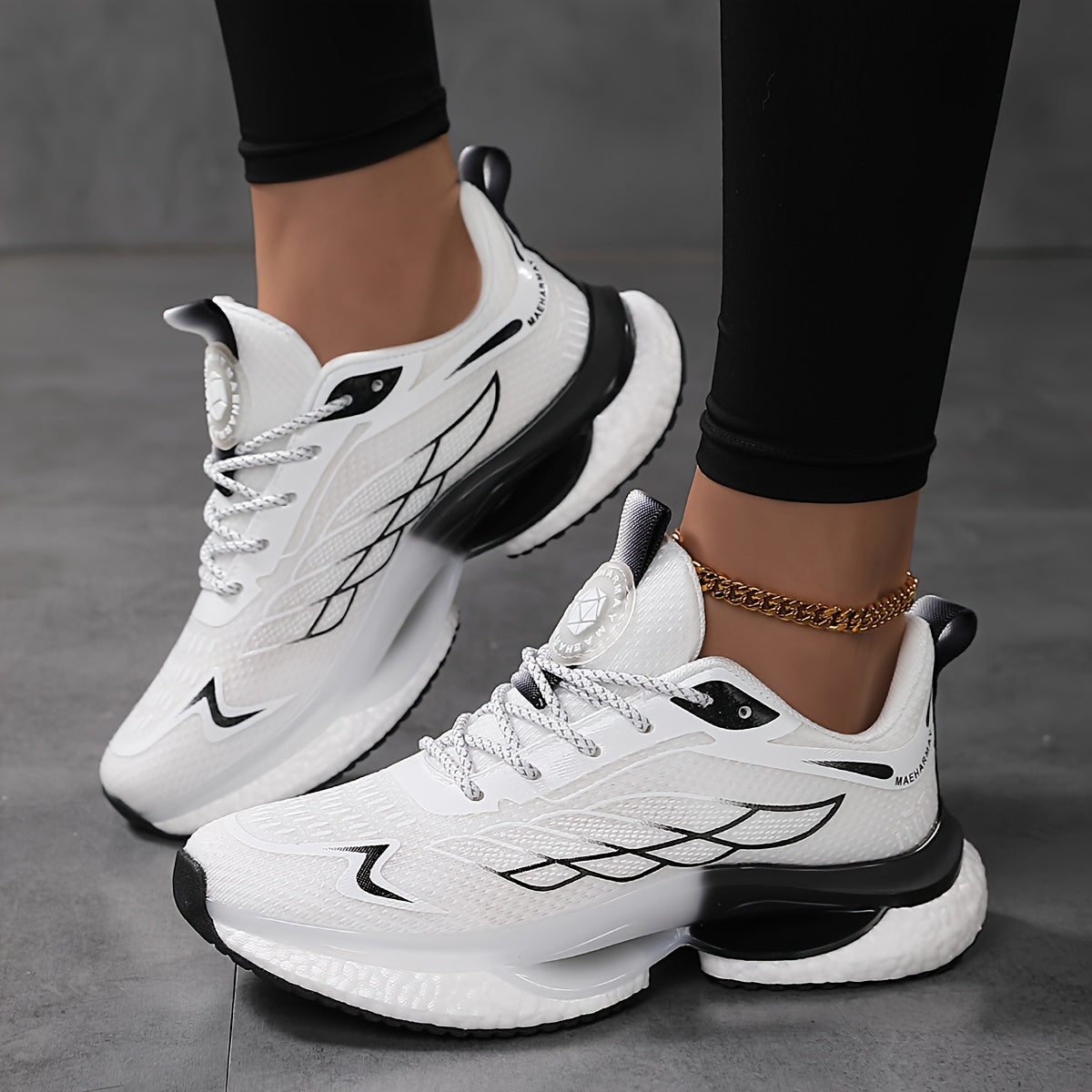 Women's Mesh Platform Sneakers Plus Size Lightweight Casual Low Top Running Shoes