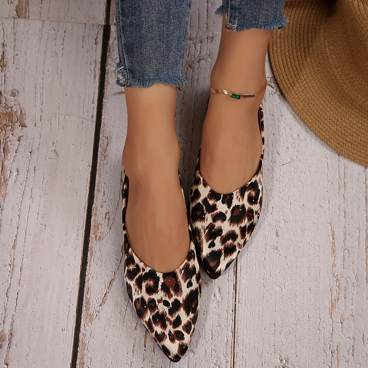 Women Leopard Print Ballet Flats Pointed Toe Slip-On Shoes
